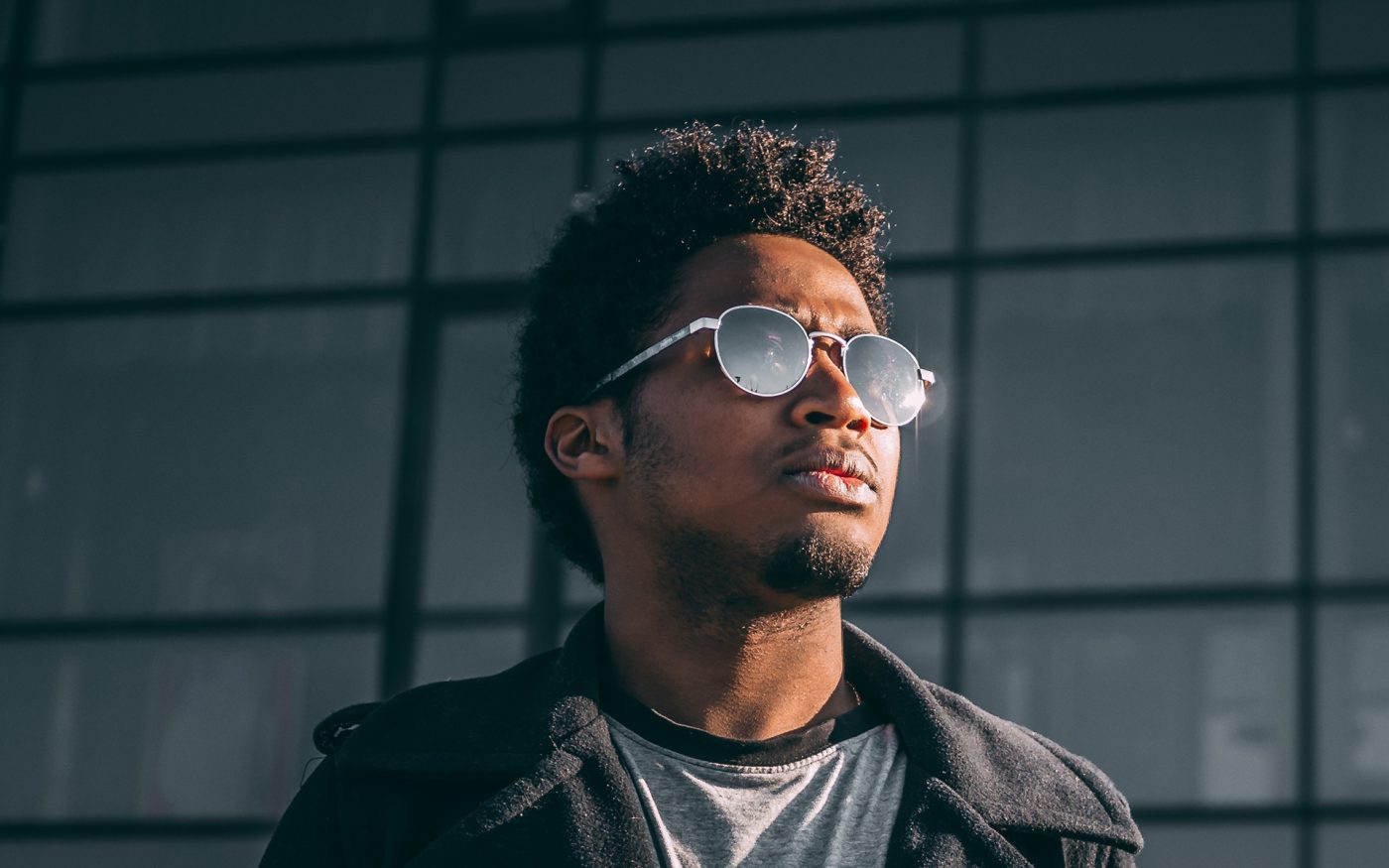 Kroeshaar kapsel inspiratie